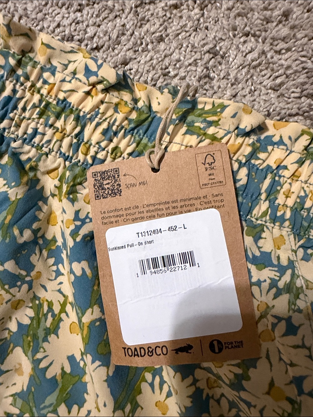 Toad&Co Yellow Daisy Print Women's Shorts - Picture 2 of 4
